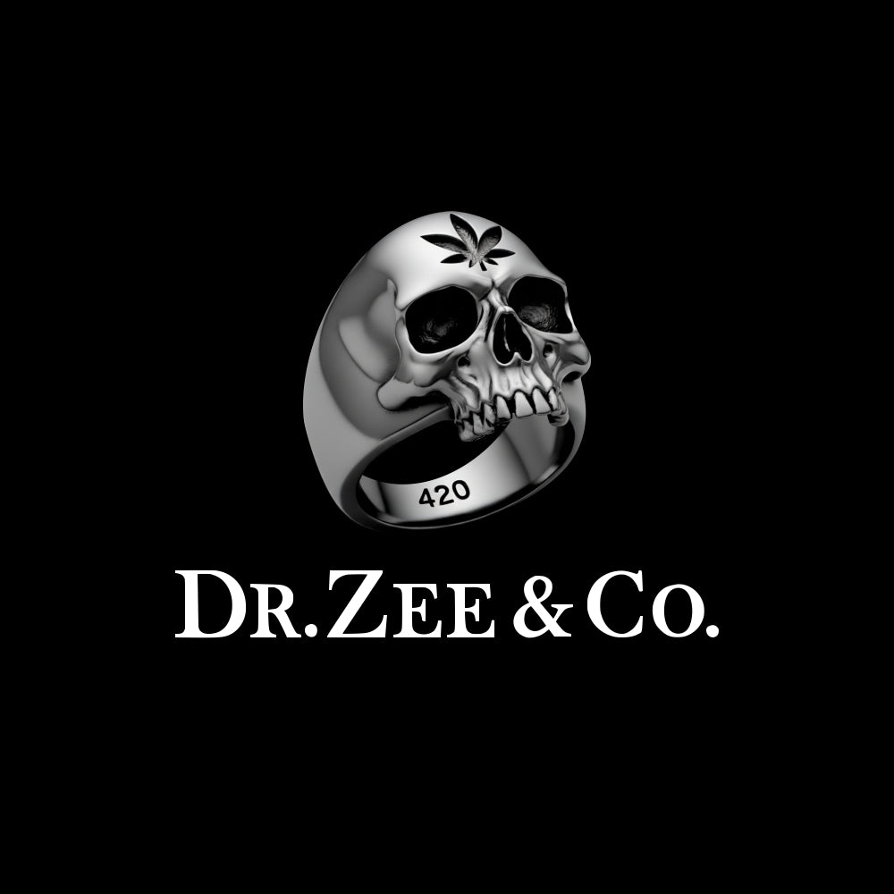 JEWELS BLACK T-SHIRT